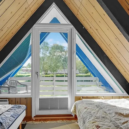 Cozy In With Sauna Hotel
